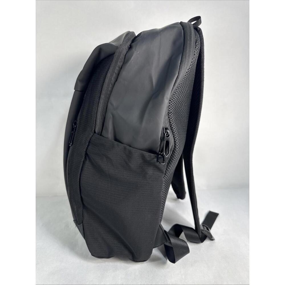 Black Hat USA Las Vegas 2025 Conference Crowdstrike Cybersecurity Backpack Bag - Picture 4 of 9
